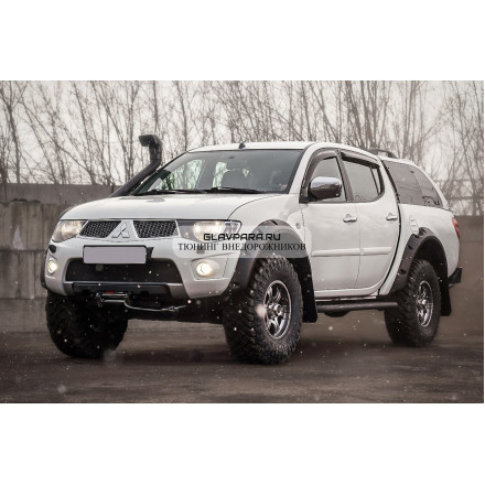 Расширители колёсных арок Fenders для Mitsubishi L200 2007-2015 (не подходит на long версию)