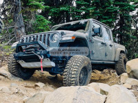 Силовой бампер передний RIVAL алюминиевый короткий для Jeep Wrangler JK, JL 2007+ (без ПТФ) 2D.2702.2-NL